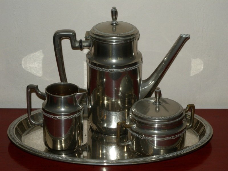 712l