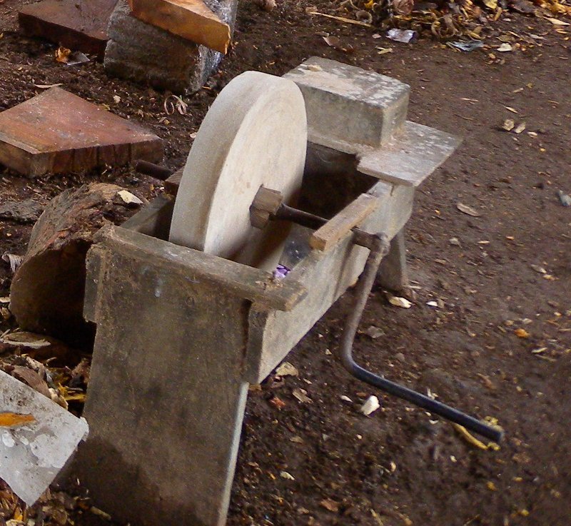 751l