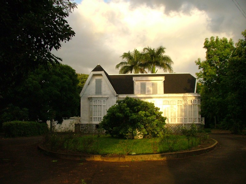 82l
